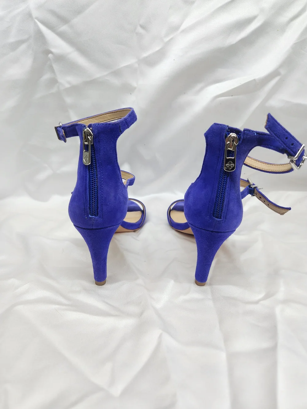 ANTONIO MELANI chic royal